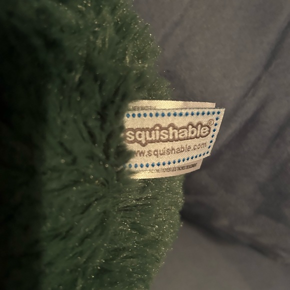 Avocado Squishable - Picture 4 of 4